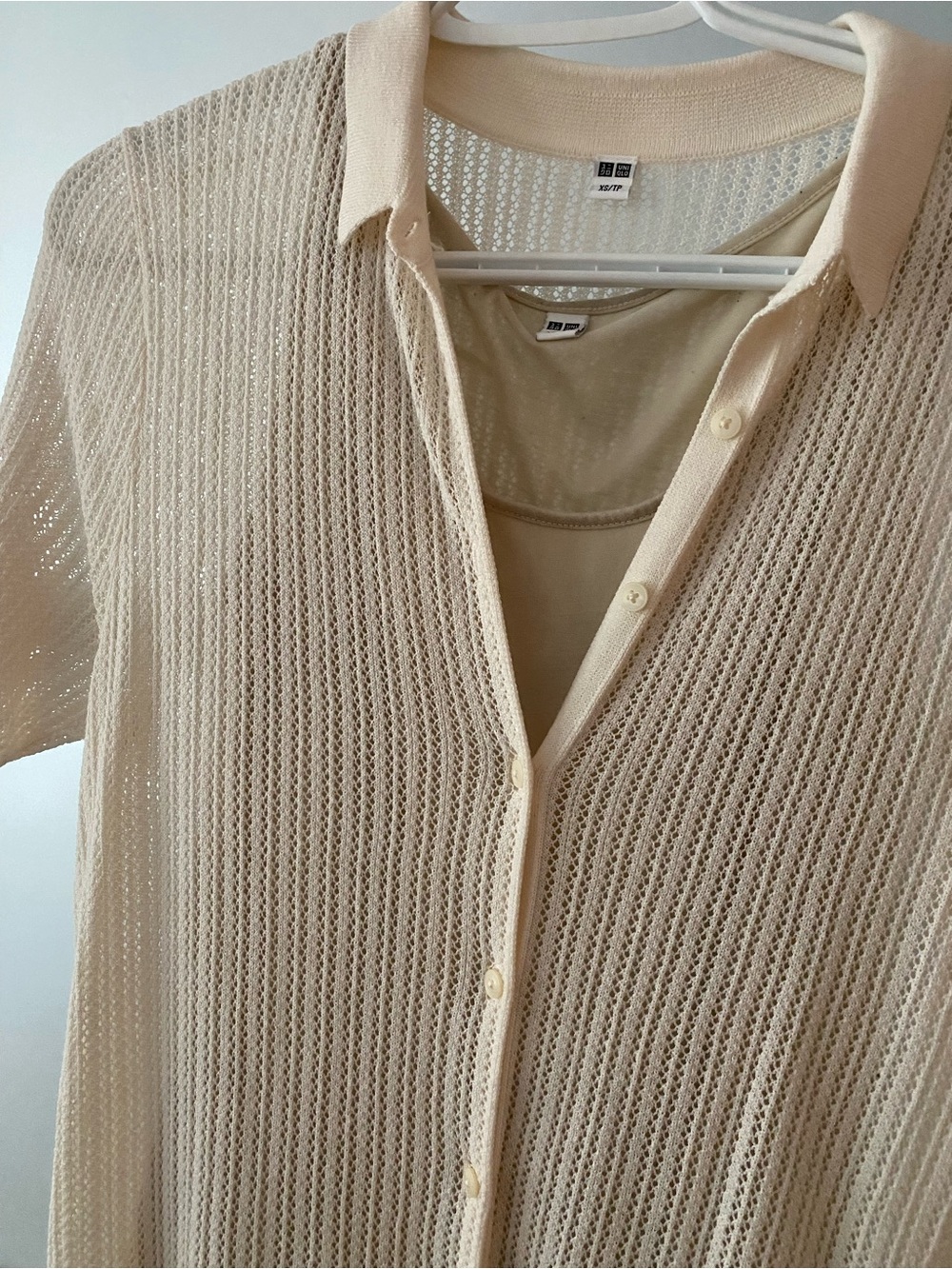 Uniqlo Cream Short-Sleeve Button-Front Knit Robe - Picture 2 of 3